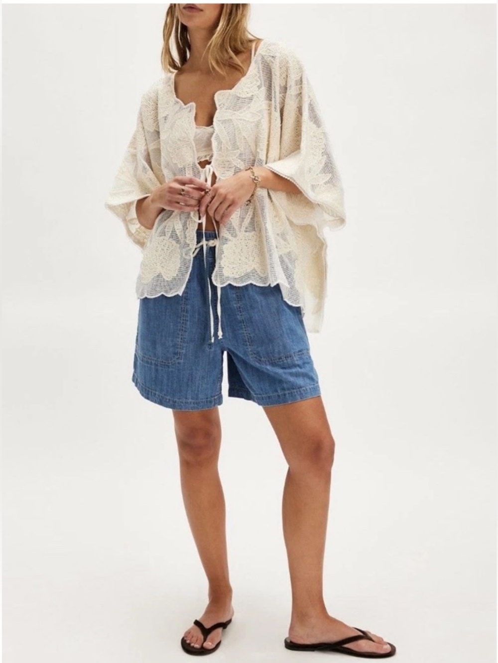 Free People Willow Floral Appliqué Detail Tie Front Cape Top NWT One Size - Picture 8 of 16